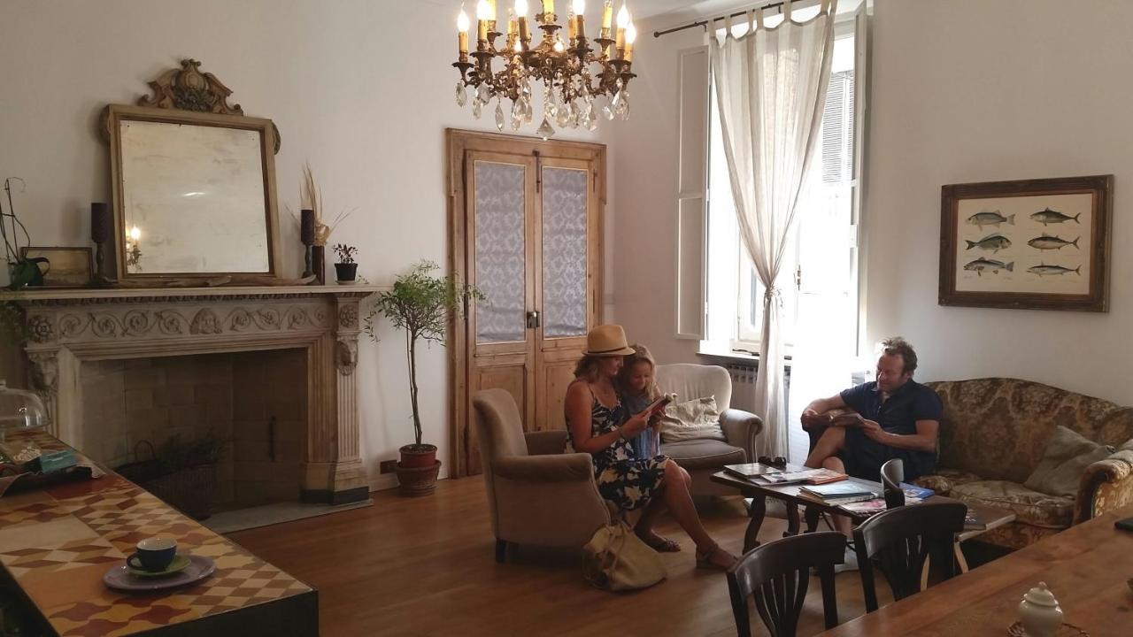 Le Stanze Di Sara Bed & Breakfast Torino Dış mekan fotoğraf