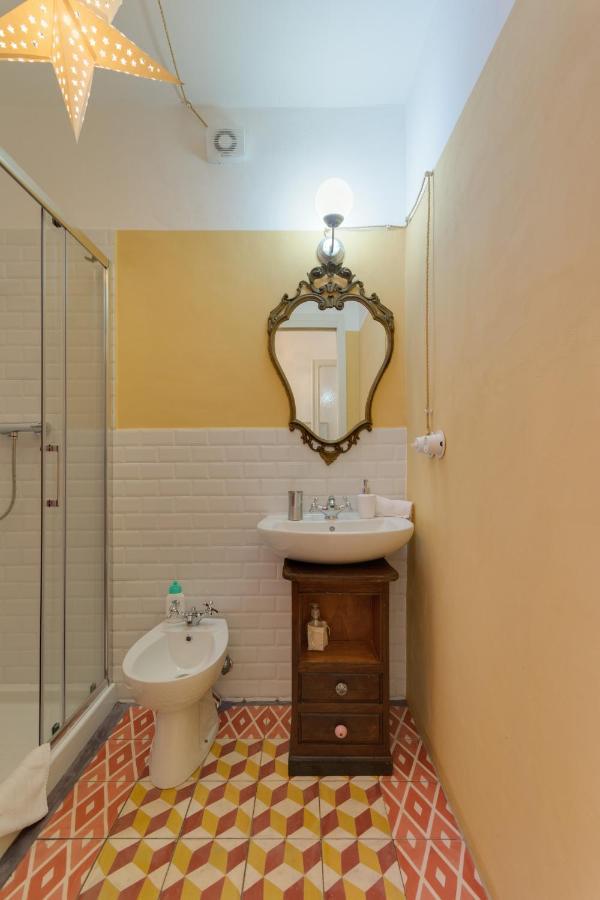 Le Stanze Di Sara Bed & Breakfast Torino Dış mekan fotoğraf